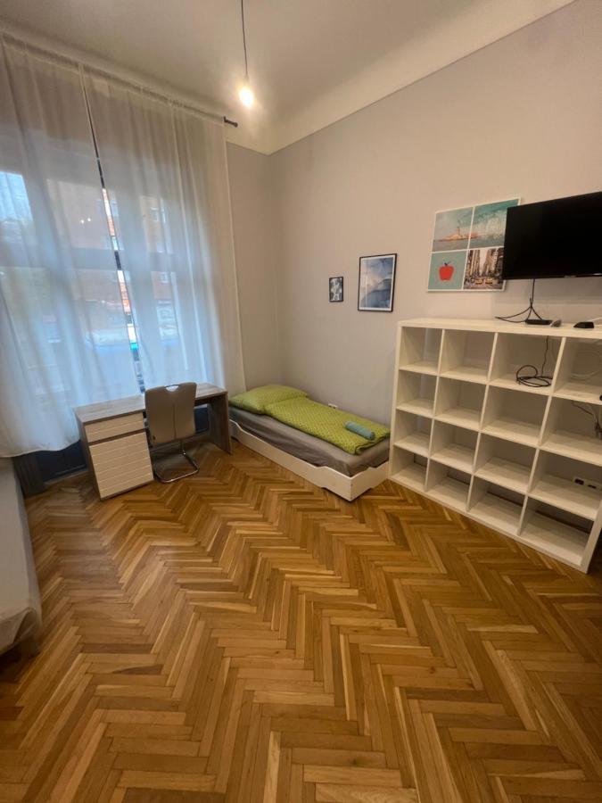 Roland Apartment Downtown - Buda ブダペスト エクステリア 写真